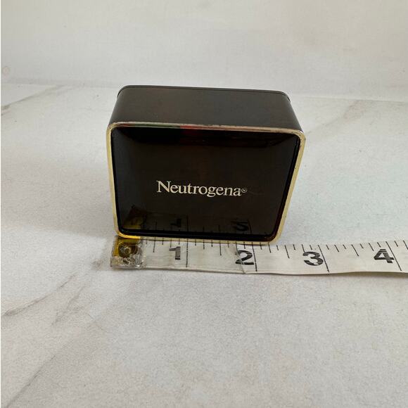 Neutrogena Travel size glycerin soap and travel case Vintage - Picture 9 of 11